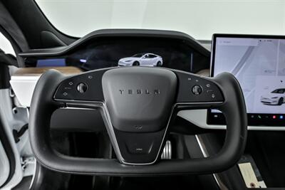 2022 Tesla Model S -WHITE ON WHITE!   - Photo 27 - Joliet, IL 60435