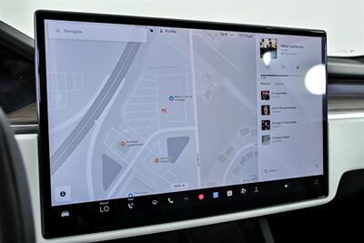 2022 Tesla Model S -WHITE ON WHITE!   - Photo 28 - Joliet, IL 60435