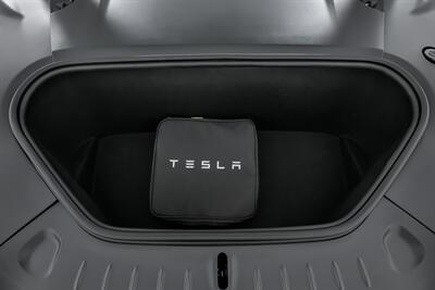 2022 Tesla Model S -WHITE ON WHITE!   - Photo 17 - Joliet, IL 60435