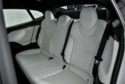 2022 Tesla Model S -WHITE ON WHITE!   - Photo 23 - Joliet, IL 60435