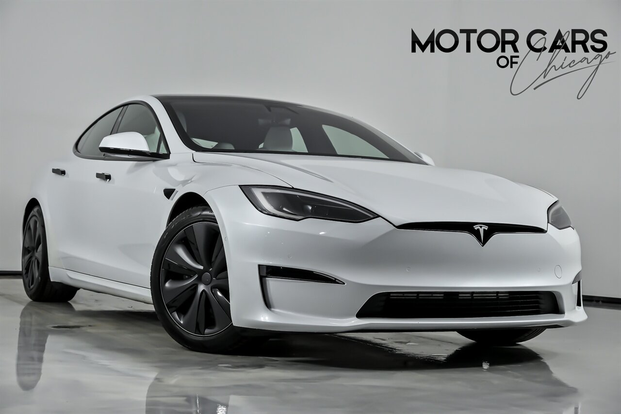 2022 Tesla Model S -WHITE ON WHITE!   - Photo 1 - Joliet, IL 60435