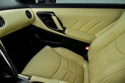 2015 Nissan GT-R Premium   - Photo 39 - Joliet, IL 60435