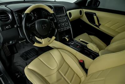 2015 Nissan GT-R Premium   - Photo 21 - Joliet, IL 60435