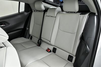 2023 Toyota Prius LE   - Photo 22 - Joliet, IL 60435