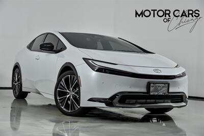2023 Toyota Prius LE   - Photo 1 - Joliet, IL 60435
