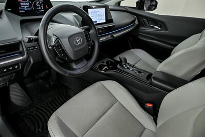 2023 Toyota Prius LE   - Photo 19 - Joliet, IL 60435