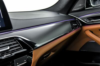 2023 BMW M5 COMPETITION-1 OWNER-CLEAN CARFAX   - Photo 37 - Joliet, IL 60435