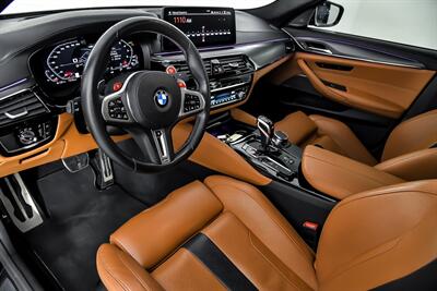2023 BMW M5 COMPETITION-1 OWNER-CLEAN CARFAX   - Photo 21 - Joliet, IL 60435