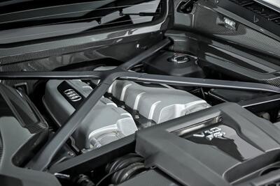 2017 Audi R8 5.2 quattro V10 Plus-EXHAUST-CARBON WING! - Photo 16 - Joliet, IL 60435