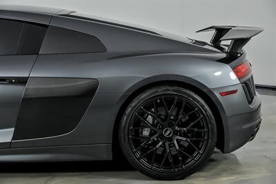 2017 Audi R8 5.2 quattro V10 Plus-EXHAUST-CARBON WING! - Photo 9 - Joliet, IL 60435
