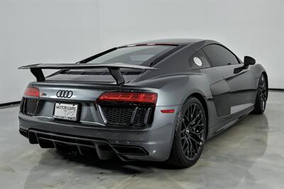 2017 Audi R8 5.2 quattro V10 Plus-EXHAUST-CARBON WING! - Photo 12 - Joliet, IL 60435