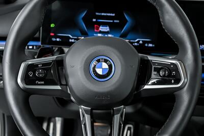 2025 BMW i5 xDrive40   - Photo 29 - Joliet, IL 60435