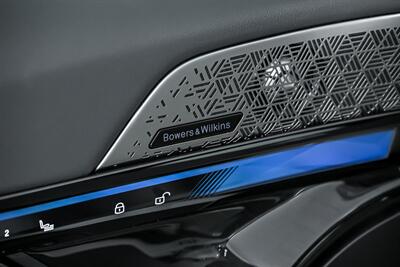 2025 BMW i5 xDrive40   - Photo 20 - Joliet, IL 60435