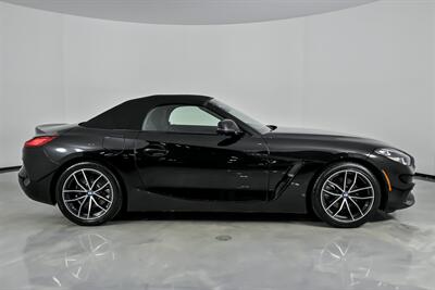 2022 BMW Z4 sDrive30i   - Photo 14 - Joliet, IL 60435