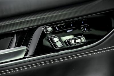 2024 Jeep Grand Wagoneer L Obsidian - Photo 19 - Joliet, IL 60435