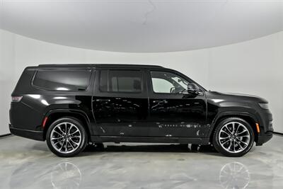 2024 Jeep Grand Wagoneer L Obsidian - Photo 14 - Joliet, IL 60435