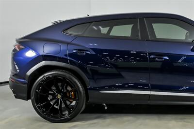 2019 Lamborghini Urus   - Photo 13 - Joliet, IL 60435