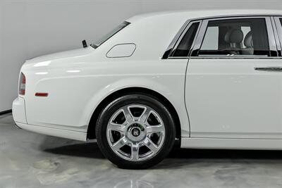 2013 Rolls-Royce Phantom -WHITE ON WHITE 4 SEATER-RARE!   - Photo 13 - Joliet, IL 60435