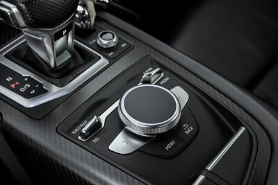 2017 Audi R8 5.2 quattro V10 Plus   - Photo 40 - Joliet, IL 60435