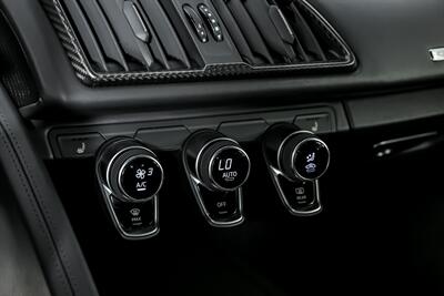 2017 Audi R8 5.2 quattro V10 Plus   - Photo 37 - Joliet, IL 60435