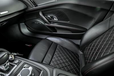 2017 Audi R8 5.2 quattro V10 Plus   - Photo 41 - Joliet, IL 60435