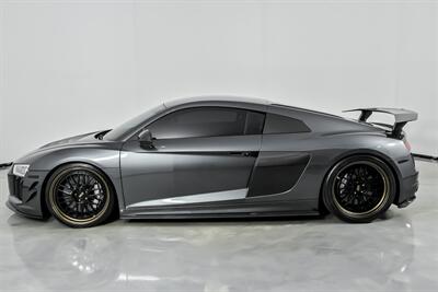 2017 Audi R8 5.2 quattro V10 Plus   - Photo 8 - Joliet, IL 60435