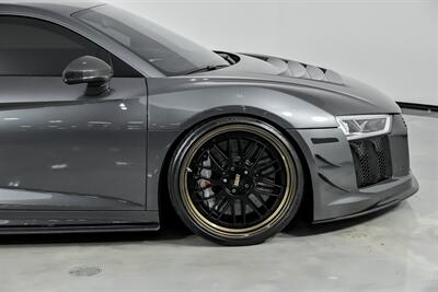 2017 Audi R8 5.2 quattro V10 Plus   - Photo 15 - Joliet, IL 60435