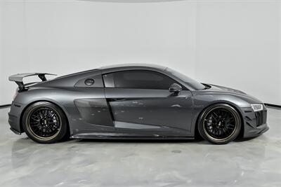 2017 Audi R8 5.2 quattro V10 Plus   - Photo 14 - Joliet, IL 60435