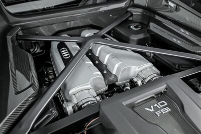 2017 Audi R8 5.2 quattro V10 Plus   - Photo 16 - Joliet, IL 60435