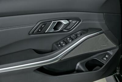 2025 BMW M3   - Photo 18 - Joliet, IL 60435