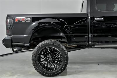 2018 Ford F-250 Super Duty Platinum   - Photo 13 - Joliet, IL 60435