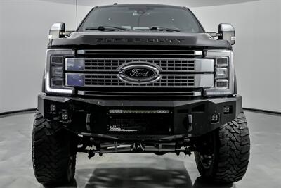2018 Ford F-250 Super Duty Platinum   - Photo 5 - Joliet, IL 60435