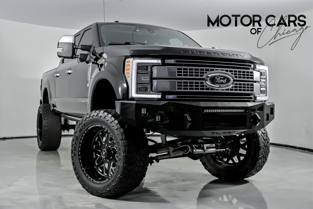 2018 Ford F-250 Super Duty Platinum   - Photo 1 - Joliet, IL 60435