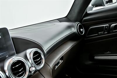 2017 Mercedes-Benz AMG GT   - Photo 35 - Joliet, IL 60435