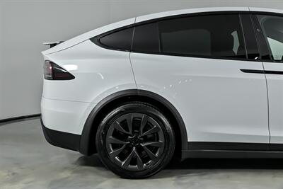 2023 Tesla Model X Plaid   - Photo 13 - Joliet, IL 60435