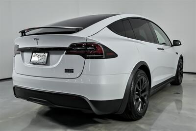 2023 Tesla Model X Plaid   - Photo 12 - Joliet, IL 60435