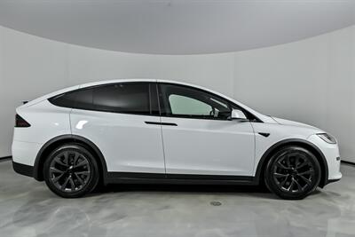 2023 Tesla Model X Plaid   - Photo 14 - Joliet, IL 60435