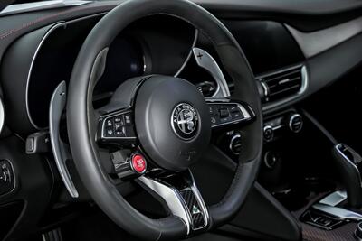 2024 Alfa Romeo Giulia Quadrifoglio Supersport - Photo 25 - Joliet, IL 60435
