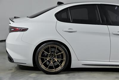 2024 Alfa Romeo Giulia Quadrifoglio Supersport - Photo 13 - Joliet, IL 60435