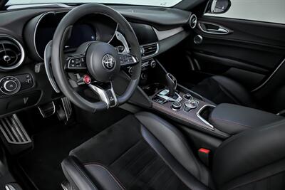 2024 Alfa Romeo Giulia Quadrifoglio Supersport - Photo 20 - Joliet, IL 60435