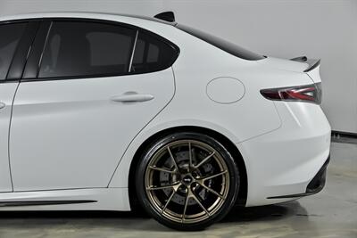 2024 Alfa Romeo Giulia Quadrifoglio Supersport - Photo 9 - Joliet, IL 60435