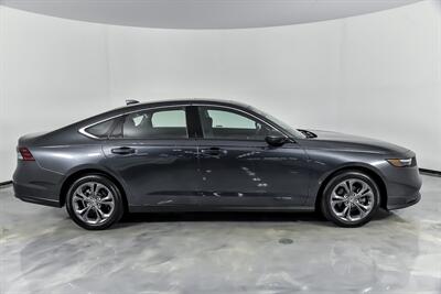 2023 Honda Accord EX   - Photo 14 - Joliet, IL 60435