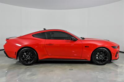 2024 Ford Mustang GT Premium   - Photo 15 - Joliet, IL 60435