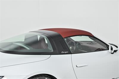 2022 Porsche 911 Targa 4S   - Photo 17 - Joliet, IL 60435