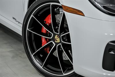 2022 Porsche 911 Targa 4S   - Photo 4 - Joliet, IL 60435