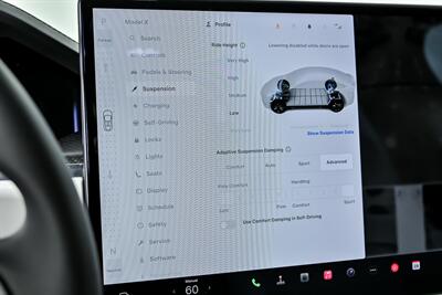 2023 Tesla Model X Plaid-WHITE GUTS-THIRD ROW!   - Photo 33 - Joliet, IL 60435