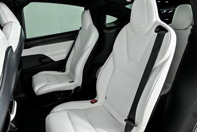 2023 Tesla Model X Plaid-WHITE GUTS-THIRD ROW!   - Photo 22 - Joliet, IL 60435
