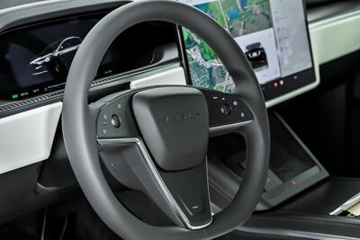 2023 Tesla Model X Plaid-WHITE GUTS-THIRD ROW!   - Photo 24 - Joliet, IL 60435