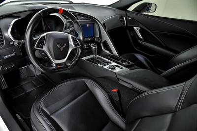 2019 Chevrolet Corvette Z06   - Photo 21 - Joliet, IL 60435