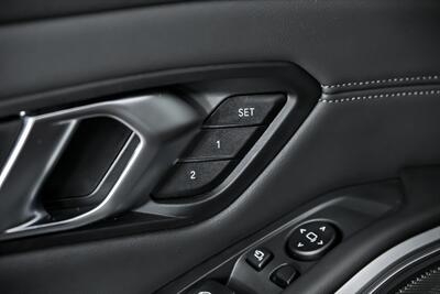 2024 BMW M3 Competition xDrive-HUGE $103K MSRP-CARBON BUCKETS! - Photo 19 - Joliet, IL 60435